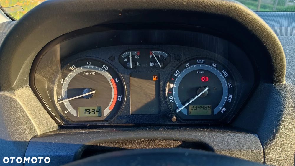 Skoda Fabia - 25