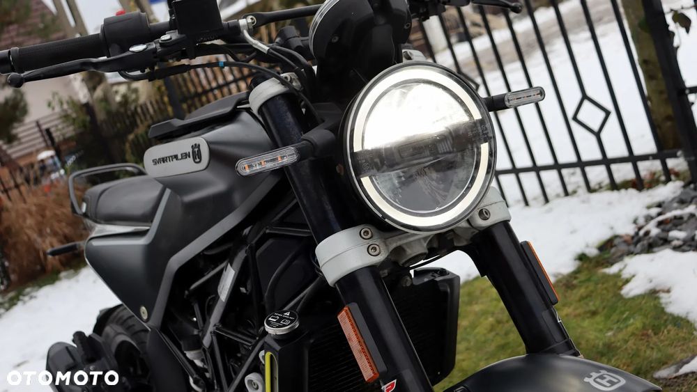 Husqvarna Svartpilen - 22