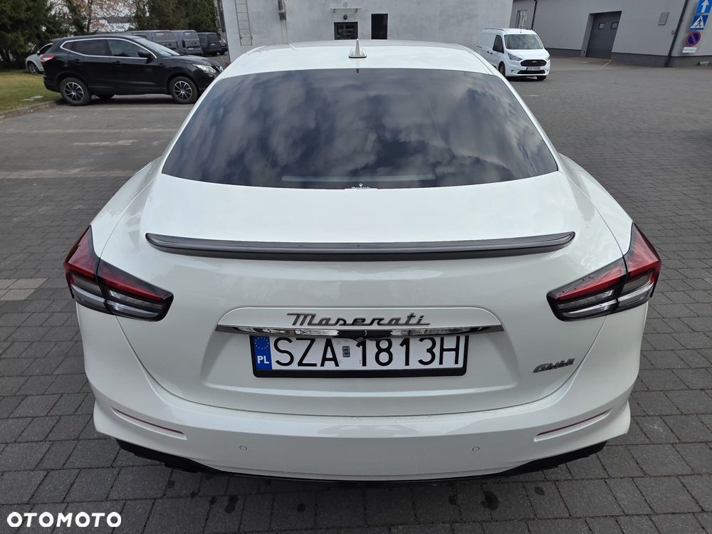 Maserati Ghibli - 6