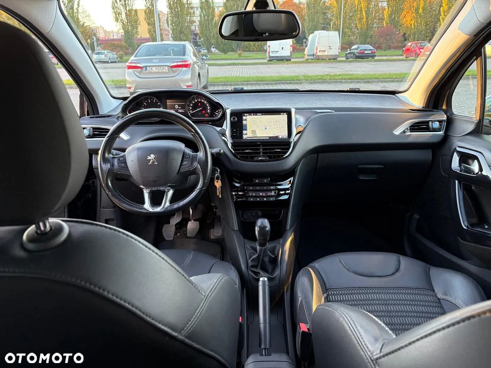 Peugeot 208 82 VTI Allure - 14