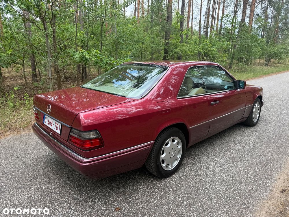 Mercedes-Benz Klasa E - 14