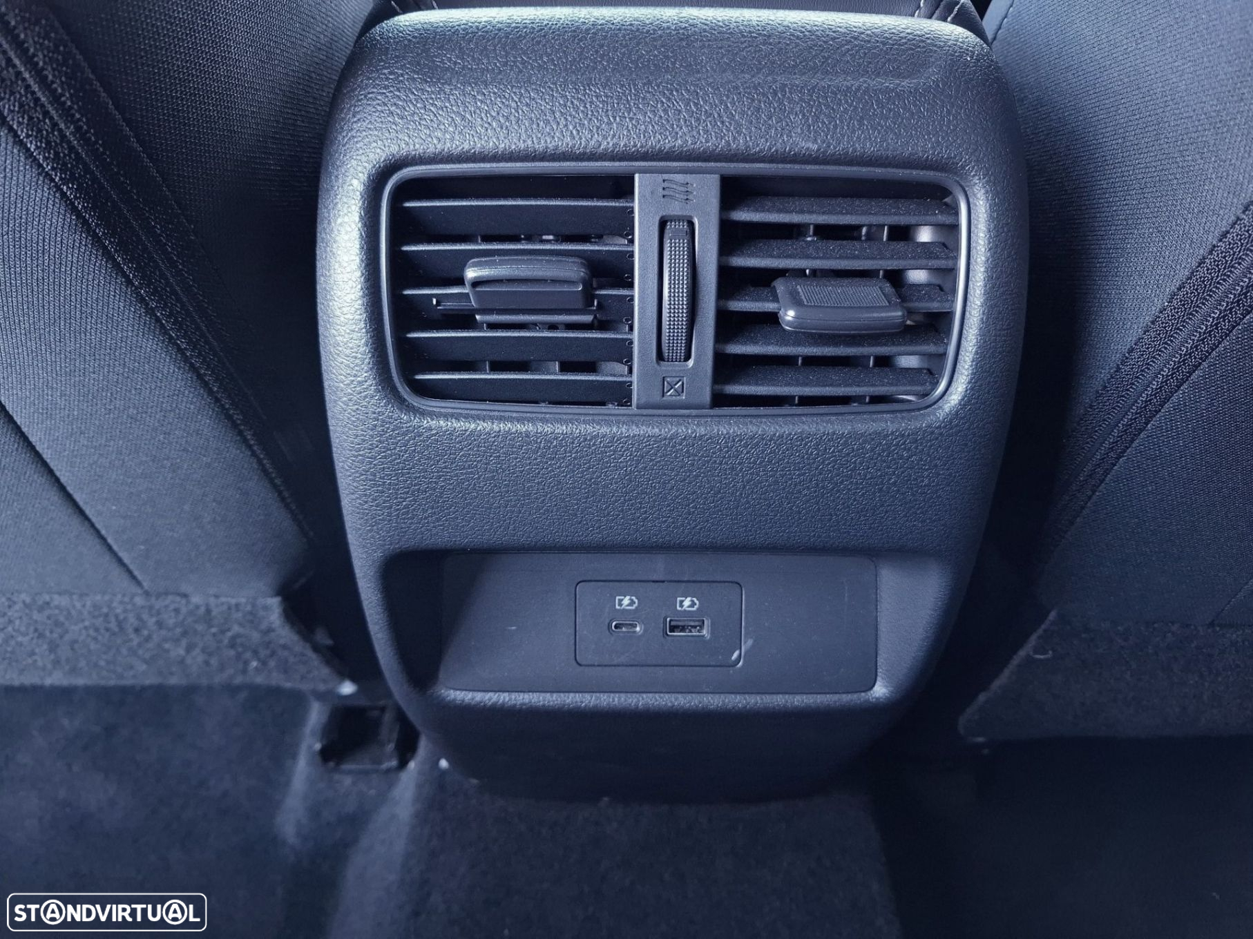 Nissan Qashqai 1.3 DIG-T N-Connecta LED - 19