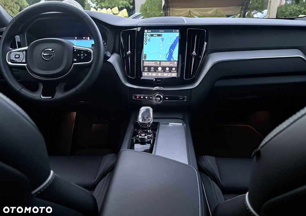 Volvo XC 60 B5 B AWD Geartronic RDesign - 10