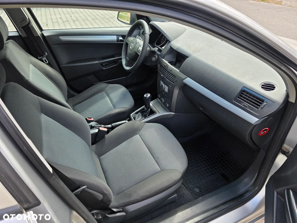 Opel Astra III 1.4 Enjoy - 11