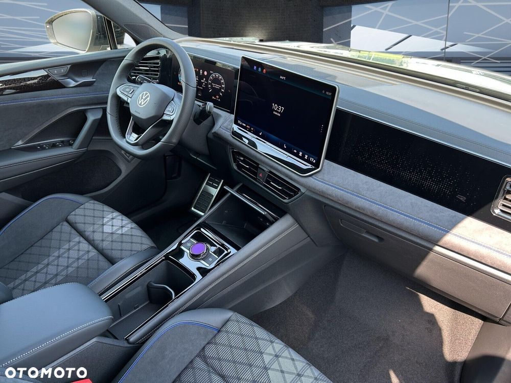 Volkswagen Tiguan - 26