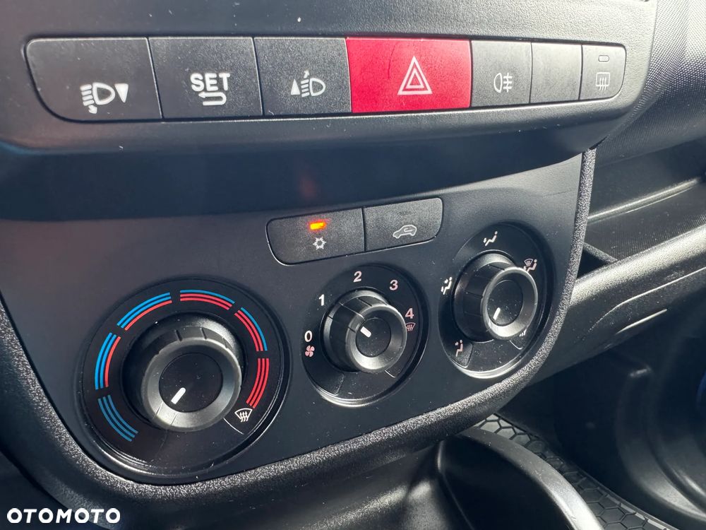 Opel Combo-D-VAN - 17