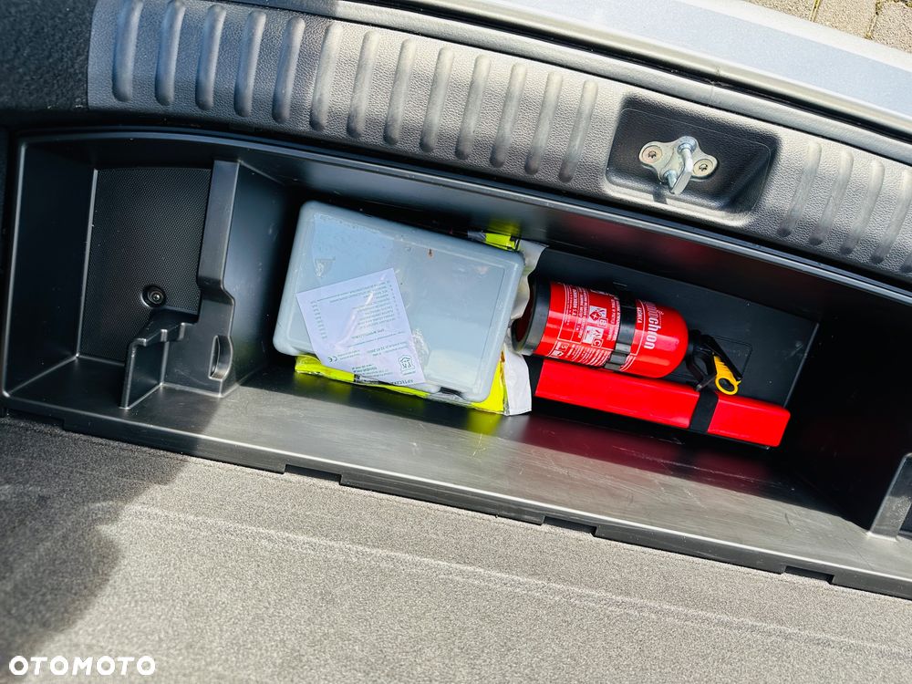 Kia Ceed 1.6 CRDi SCR M - 13