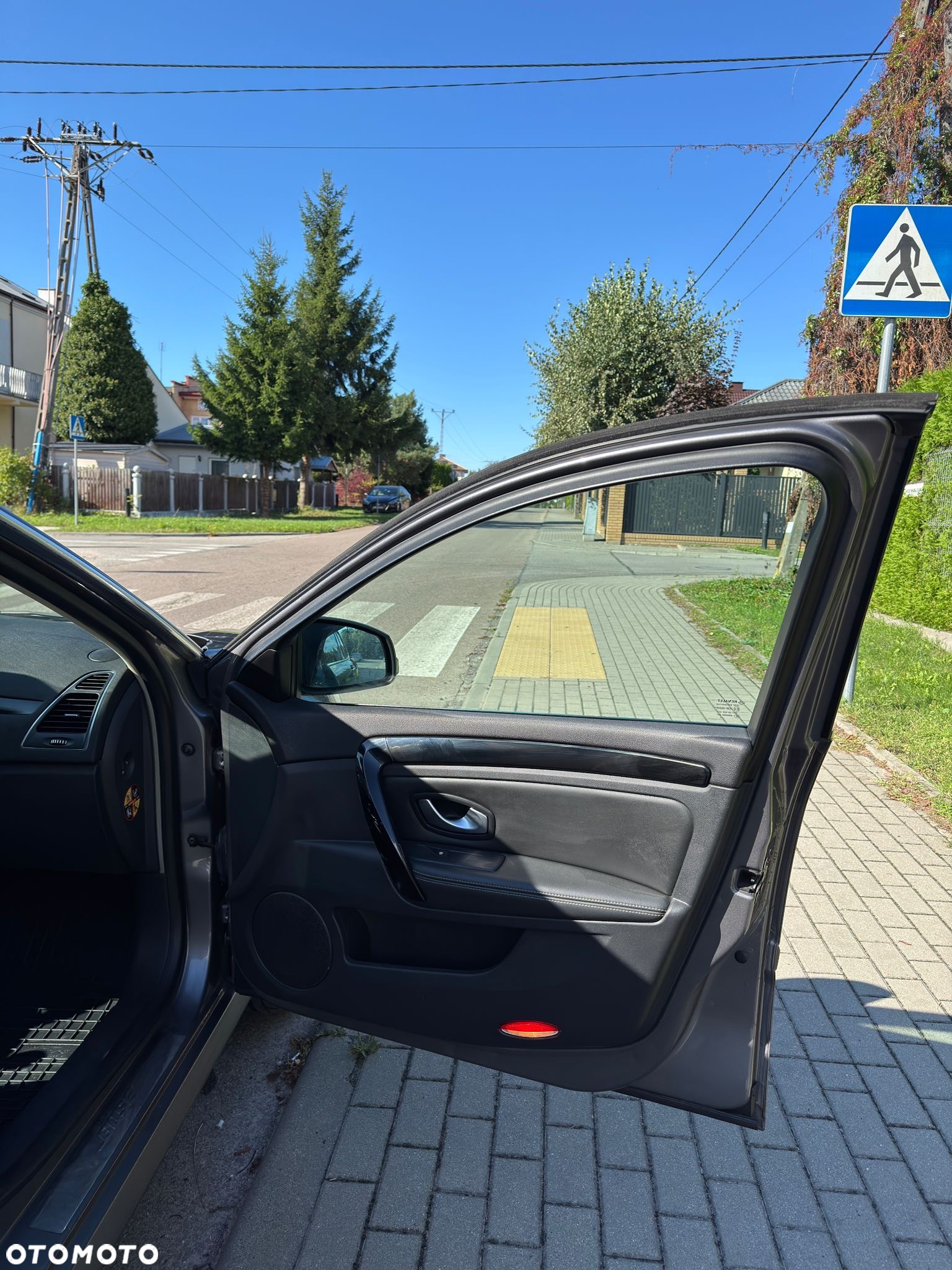 Renault Laguna 2.0 dCi Bose Edition - 11