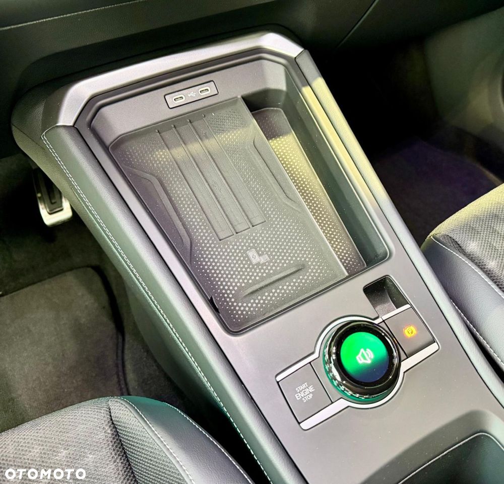 Volkswagen T-Roc - 24