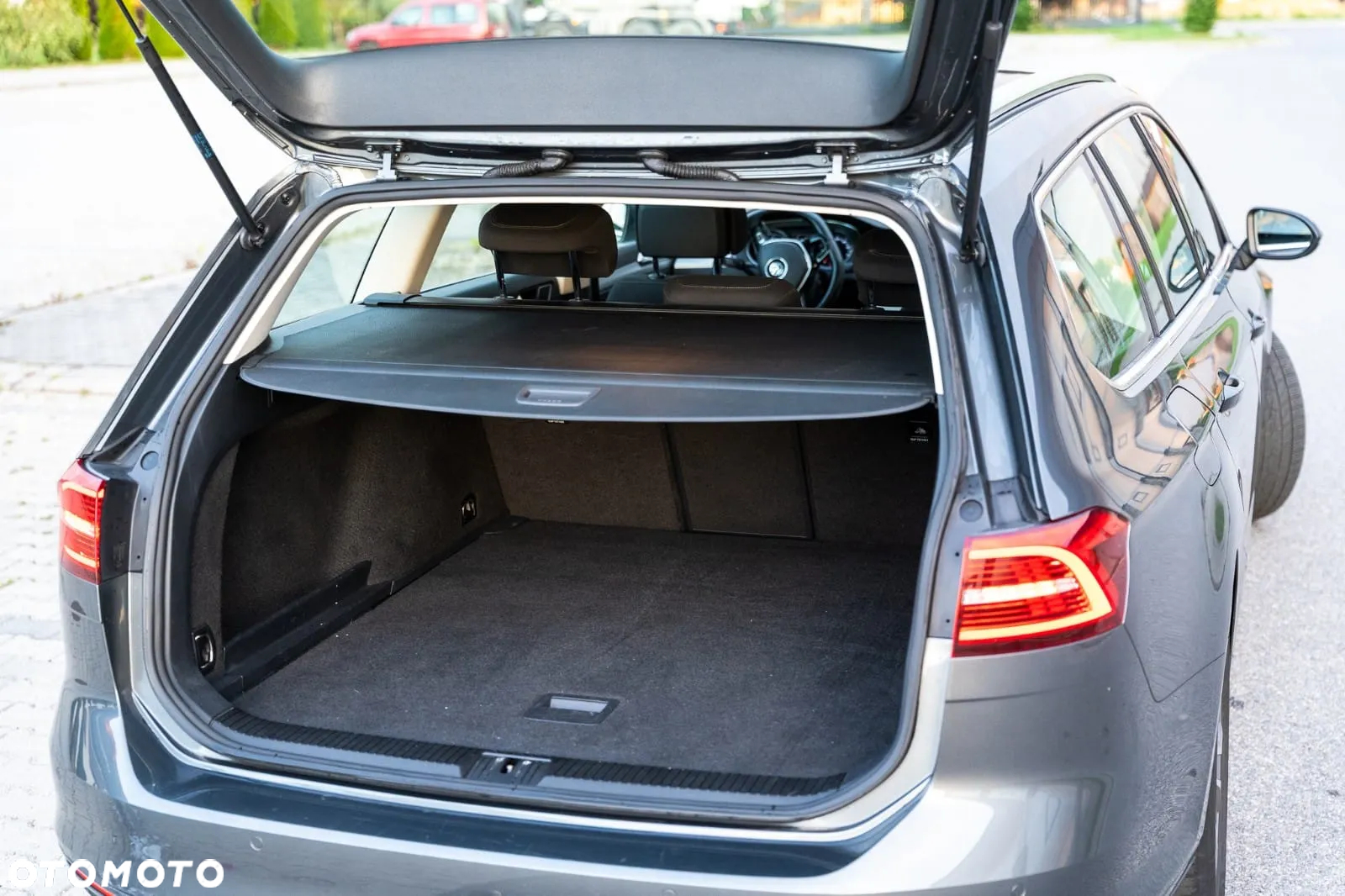 Volkswagen Passat - 6