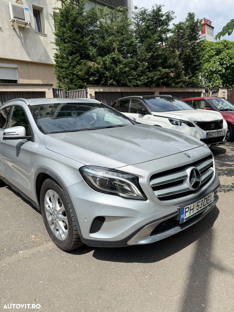 Mercedes-Benz GLA 220 d 4MATIC Aut. - 11