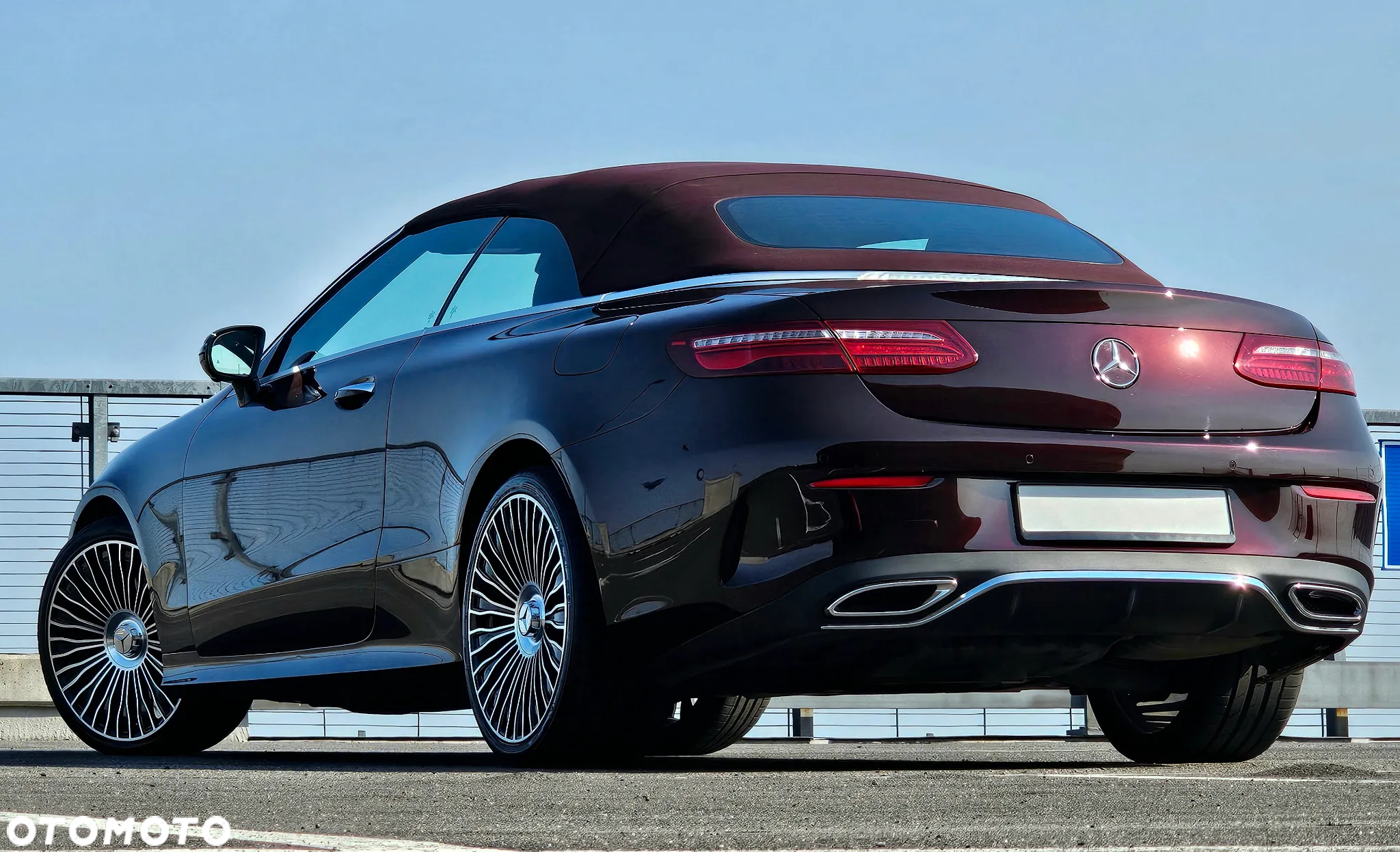 Mercedes-Benz Klasa E 220 d Kabriolet 9G-TRONIC - 15