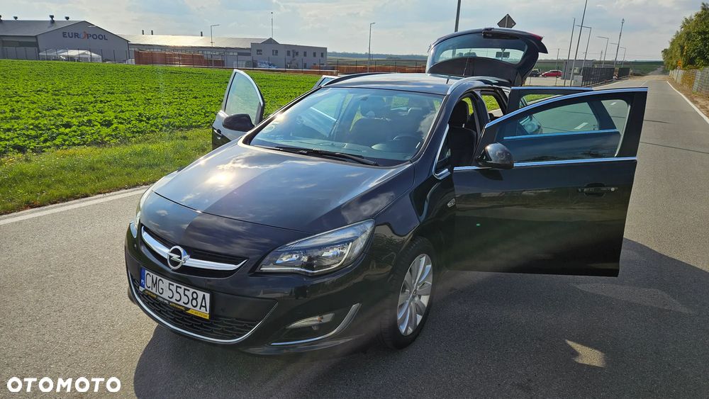 Opel Astra 1.4 Turbo Design Edition - 14