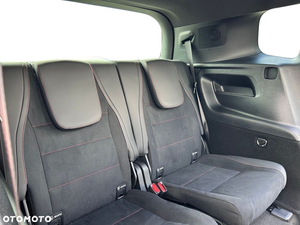 Mercedes-Benz GLB 220 mHEV 4-Matic 8G-eDCT - 11