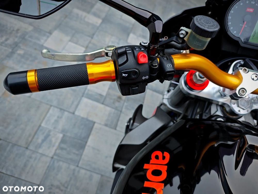 Aprilia RSV - 9