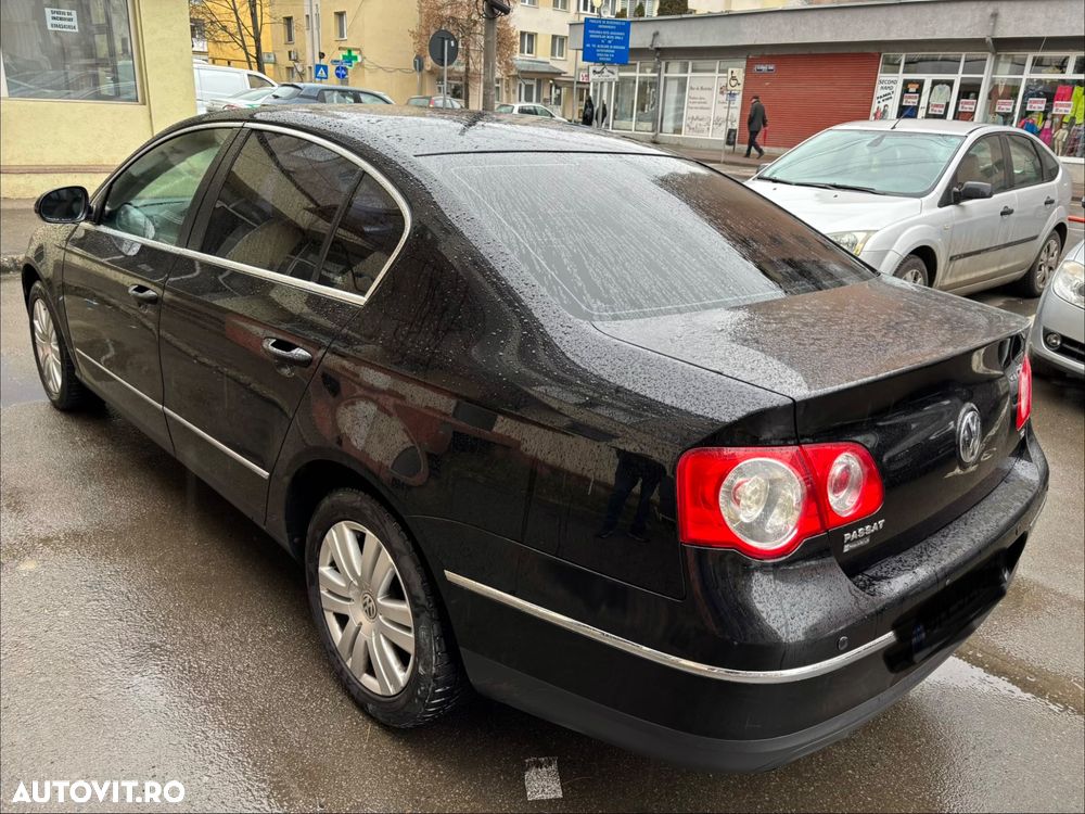 Volkswagen Passat - 5