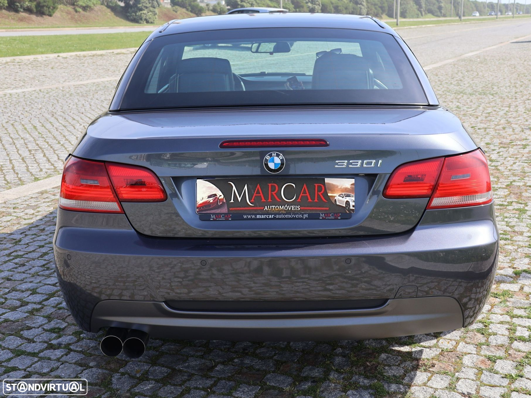 BMW 330 i - 10