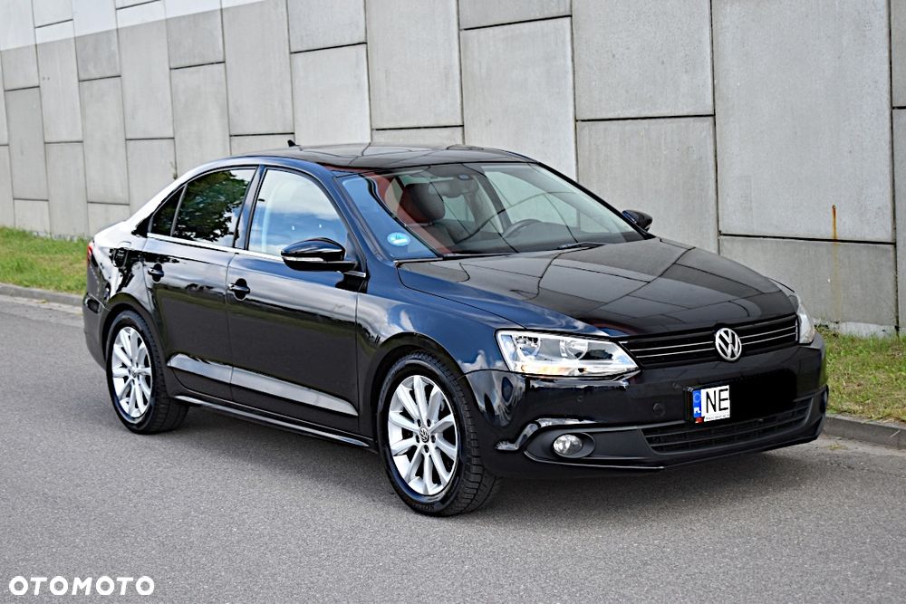 Volkswagen Jetta - 12