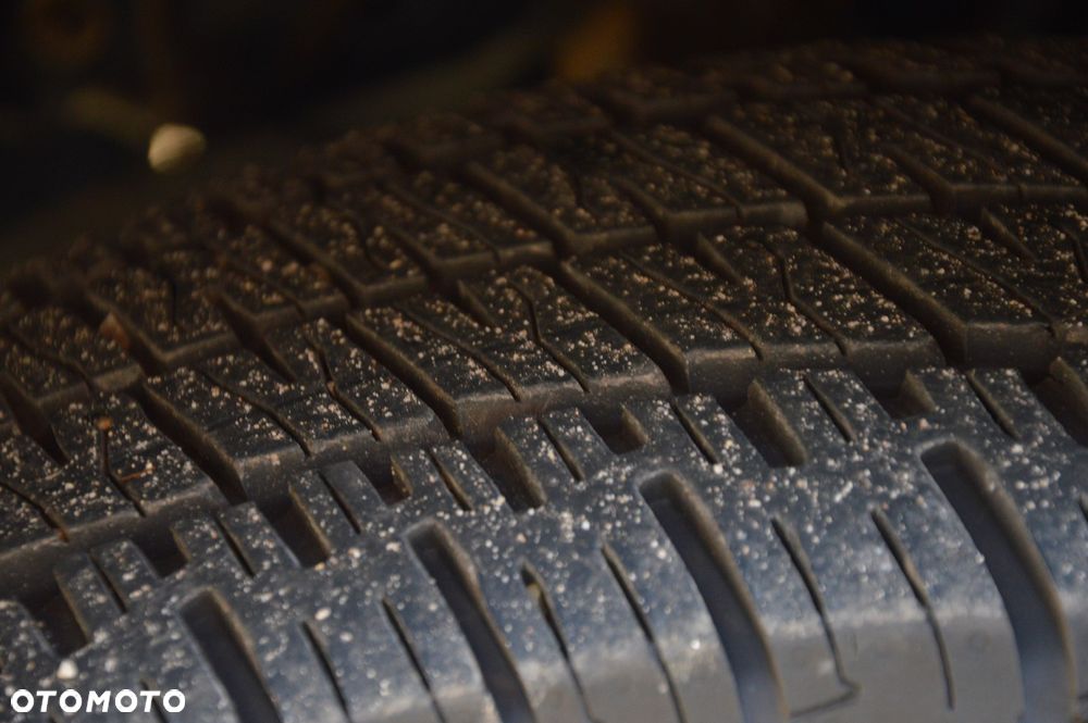 Iveco DAILY 35s140 - 27