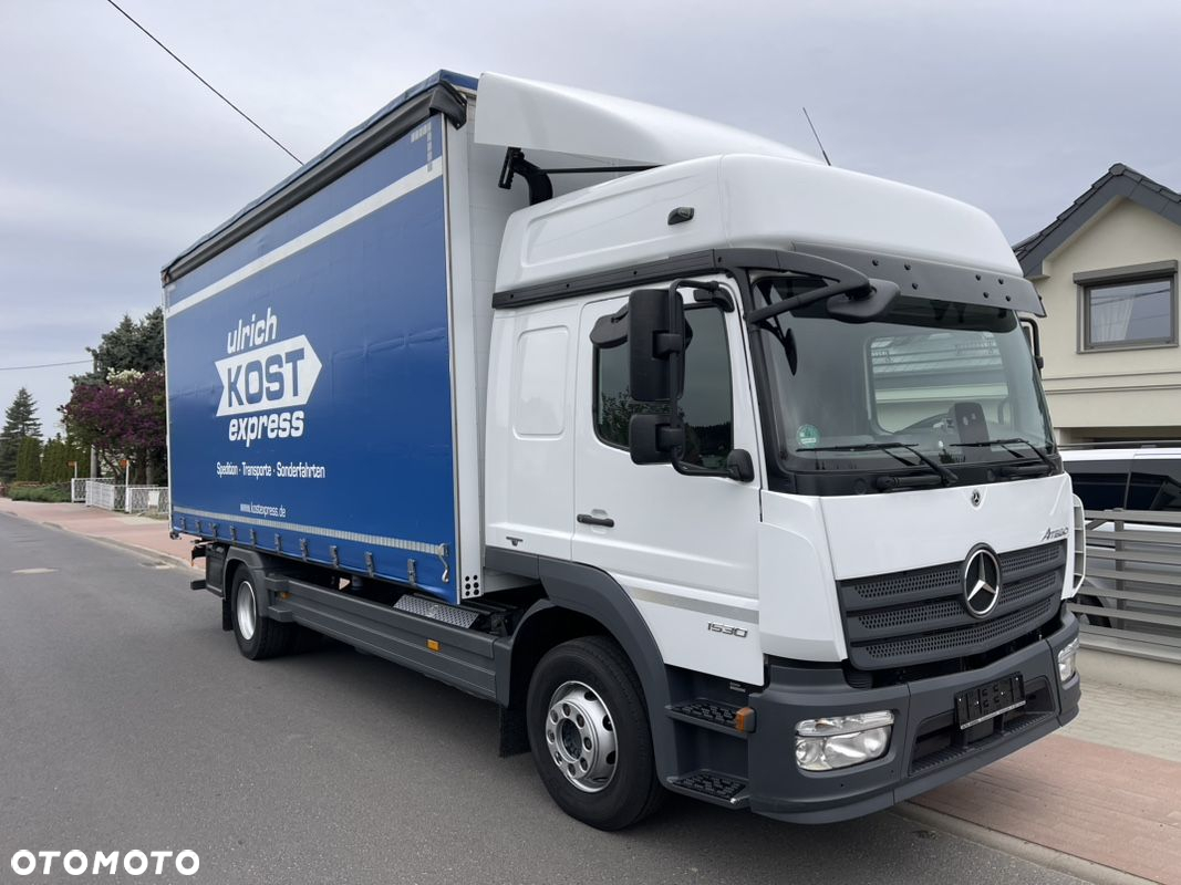 Mercedes-Benz 1530 - 3