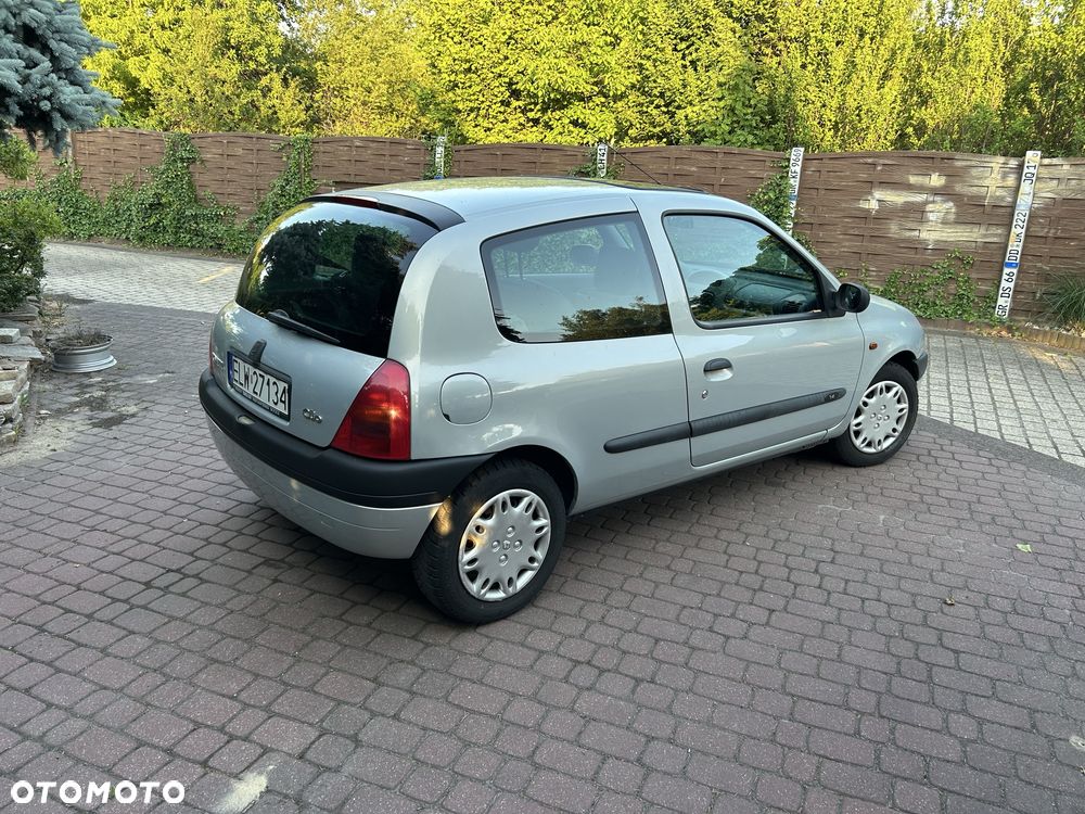 Renault Clio - 3