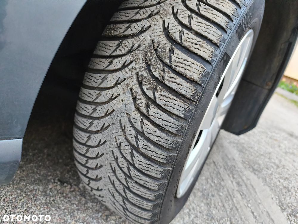 Volkswagen Passat - 23