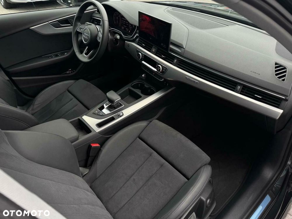 Audi A4 Limousine - 14