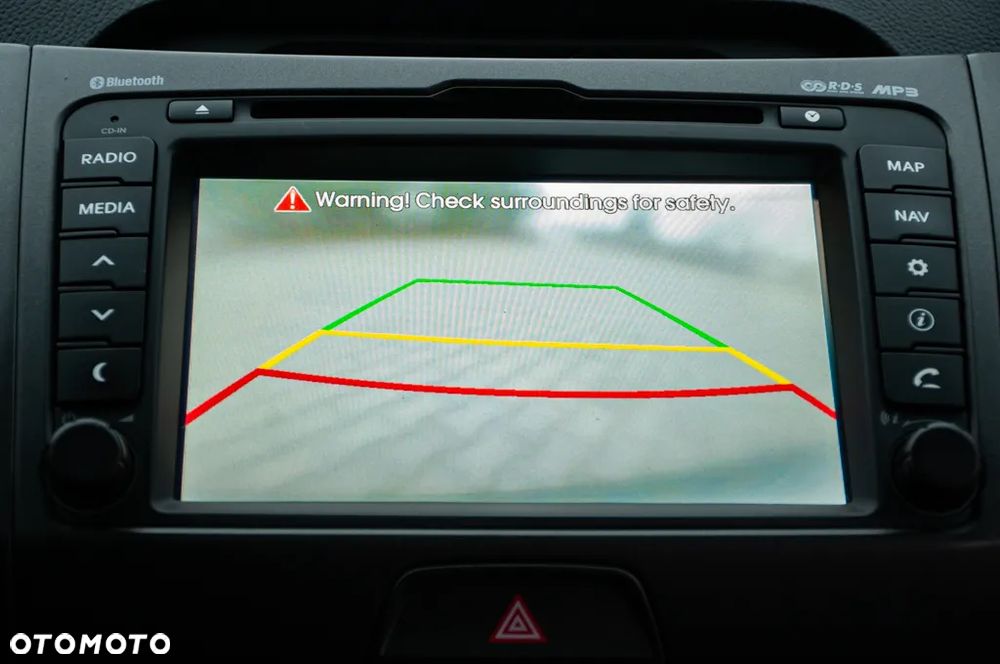 Kia Sportage 2.0 CRDI 4WD Automatik Dream-Team Edition - 26