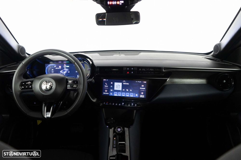 Alfa Romeo Junior Elletrica 50 kWh Launch Edition - 21