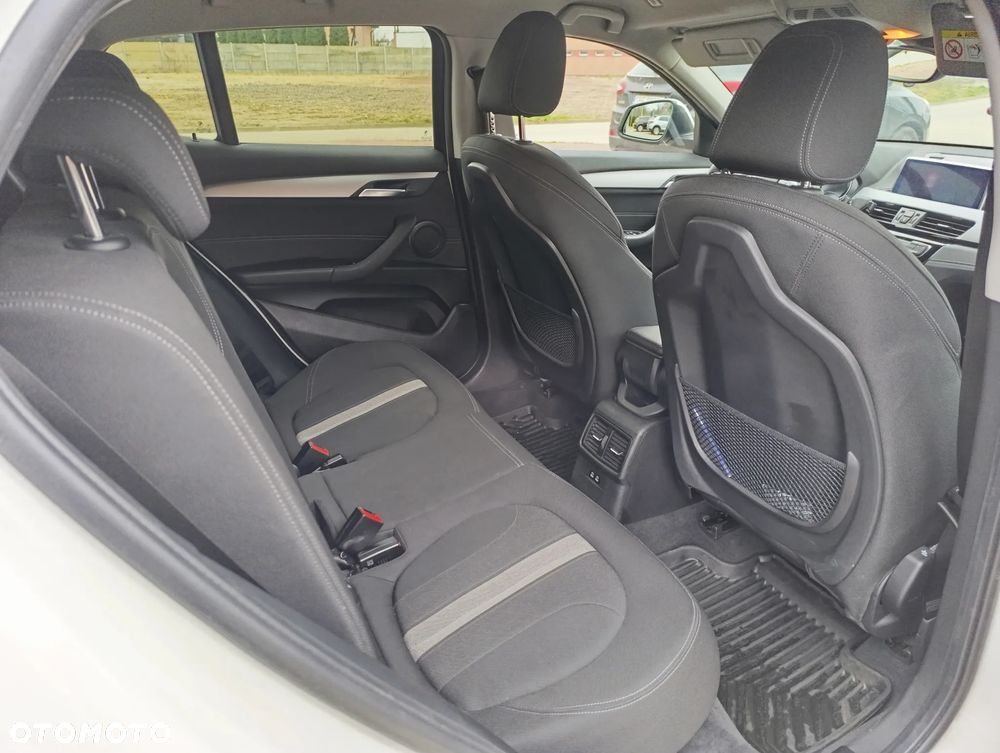 BMW X2 sDrive18i Advantage - 14