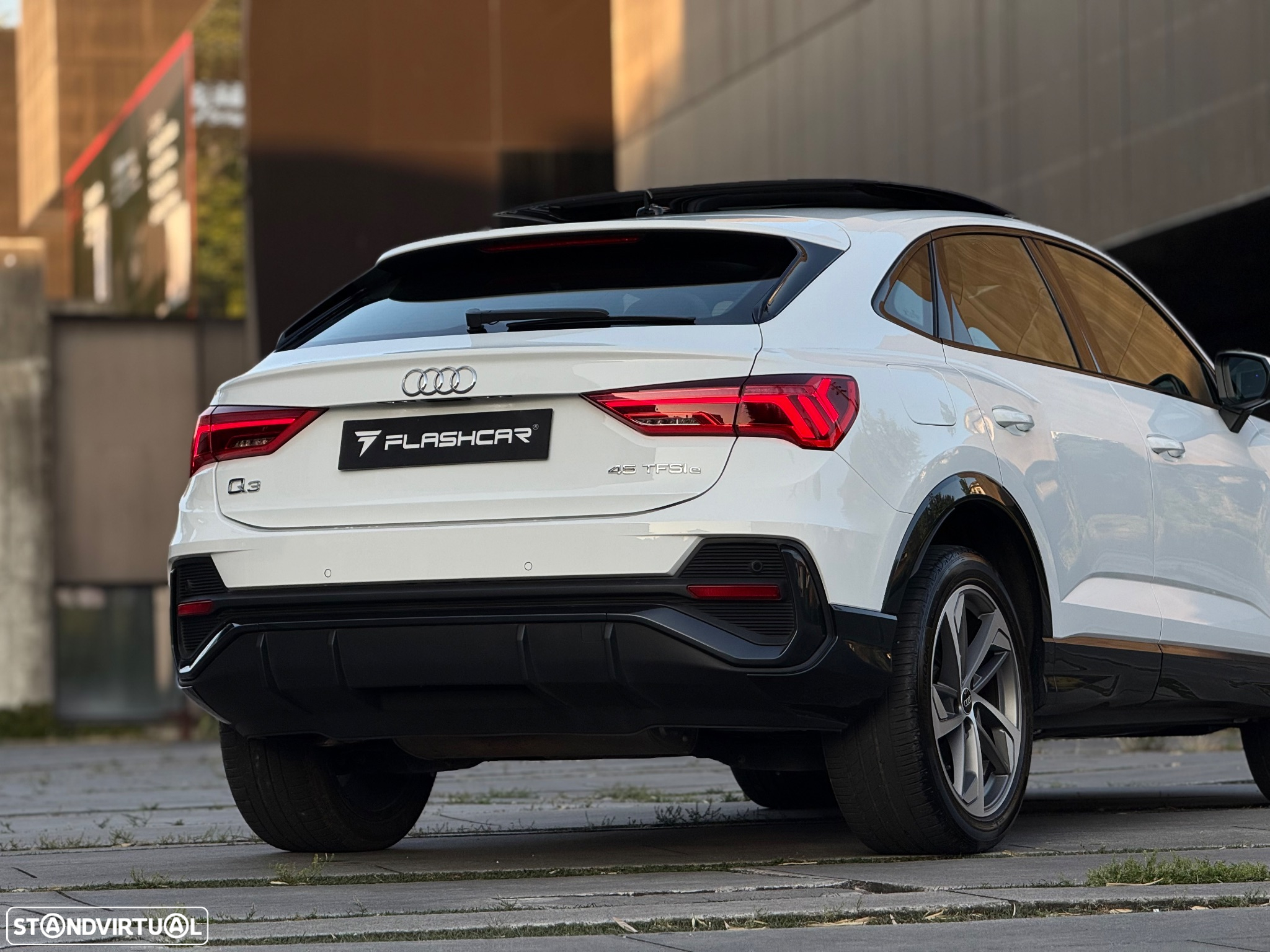 Audi Q3 Sportback 45 TFSIe S line S tronic - 26