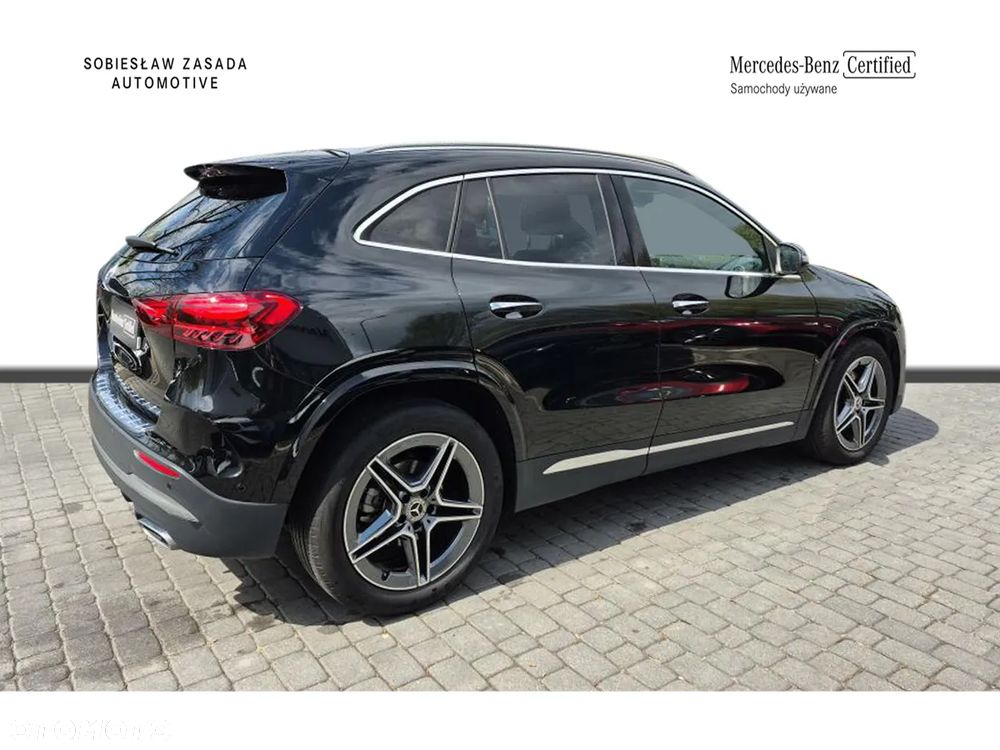 Mercedes-Benz GLA 200 AMG Line - 5