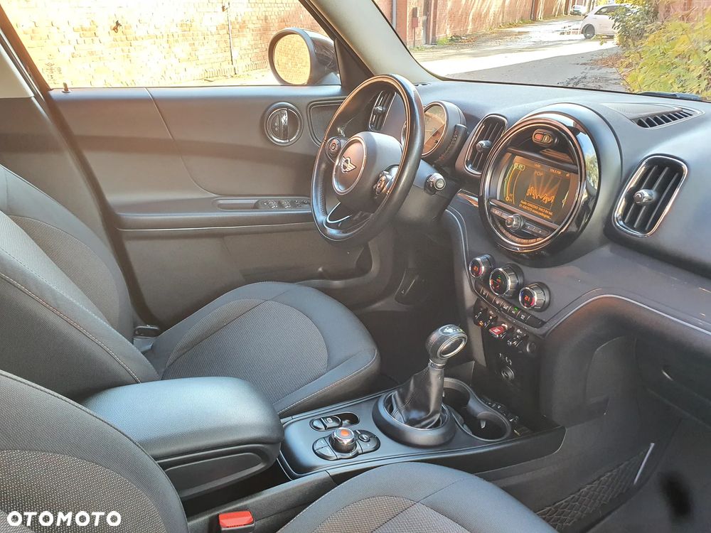 MINI Countryman Cooper D - 10