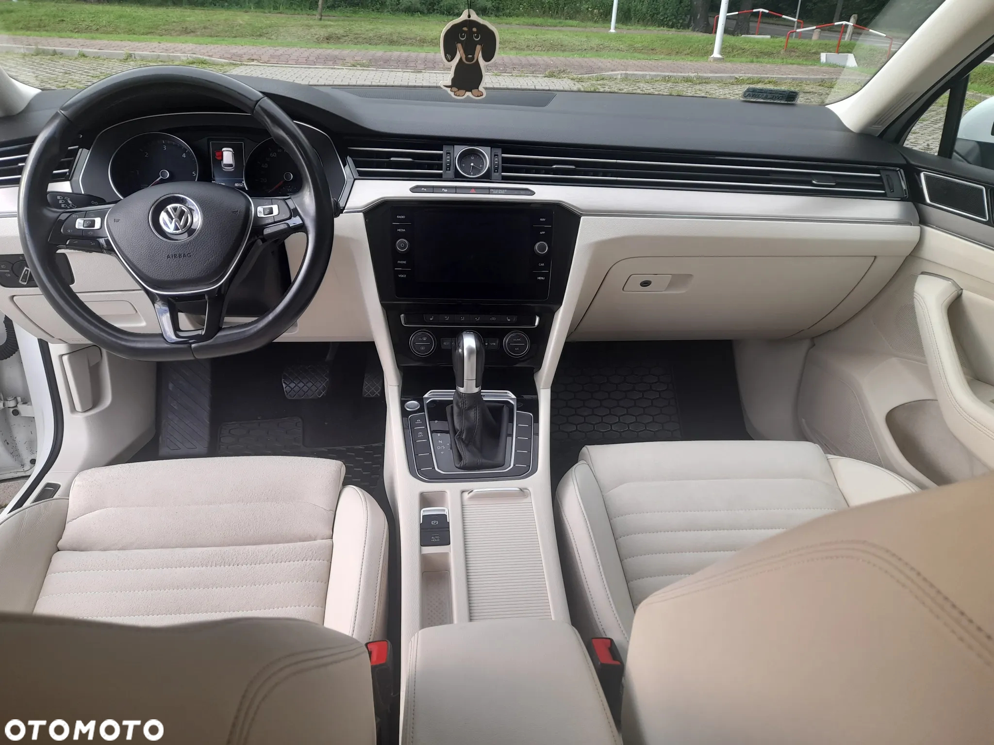 Volkswagen Passat 2.0 TDI BMT 4Mot Highline DSG - 10