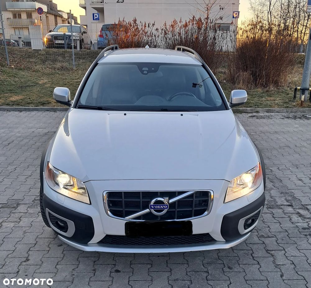 Volvo XC 70 2.4D Momentum - 8