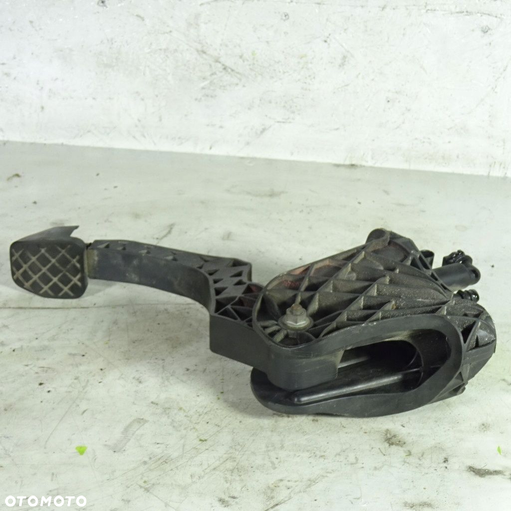 VW TIGUAN 2.0TDI PEDAŁ SPRZĘGŁA 3C1721059BB - 4