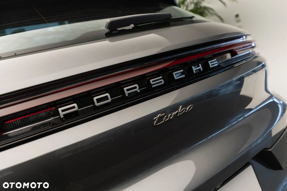 Porsche Cayenne Turbo E-Hybrid PHEV - 40