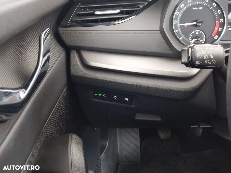 Skoda Octavia 2.0 TDI Ambition - 14