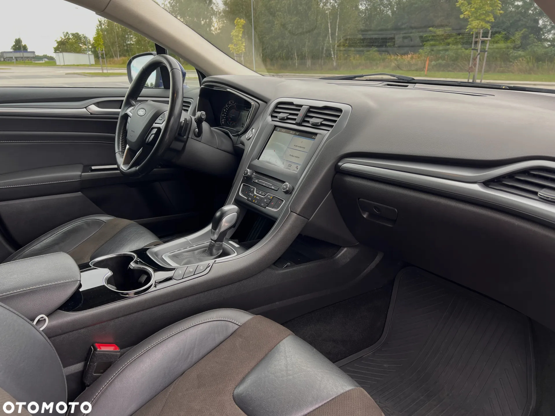 Ford Mondeo 2.0 TDCi Bi-Turbo Titanium PowerShift - 9