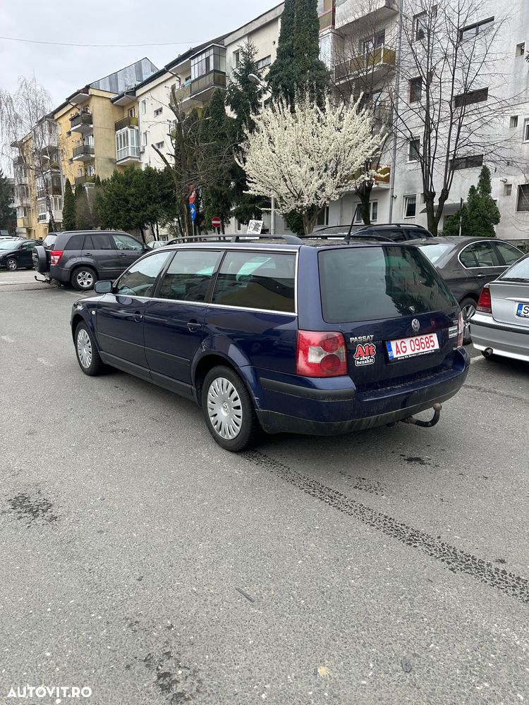 Volkswagen Passat 1.9 TDI Comfortline - 3