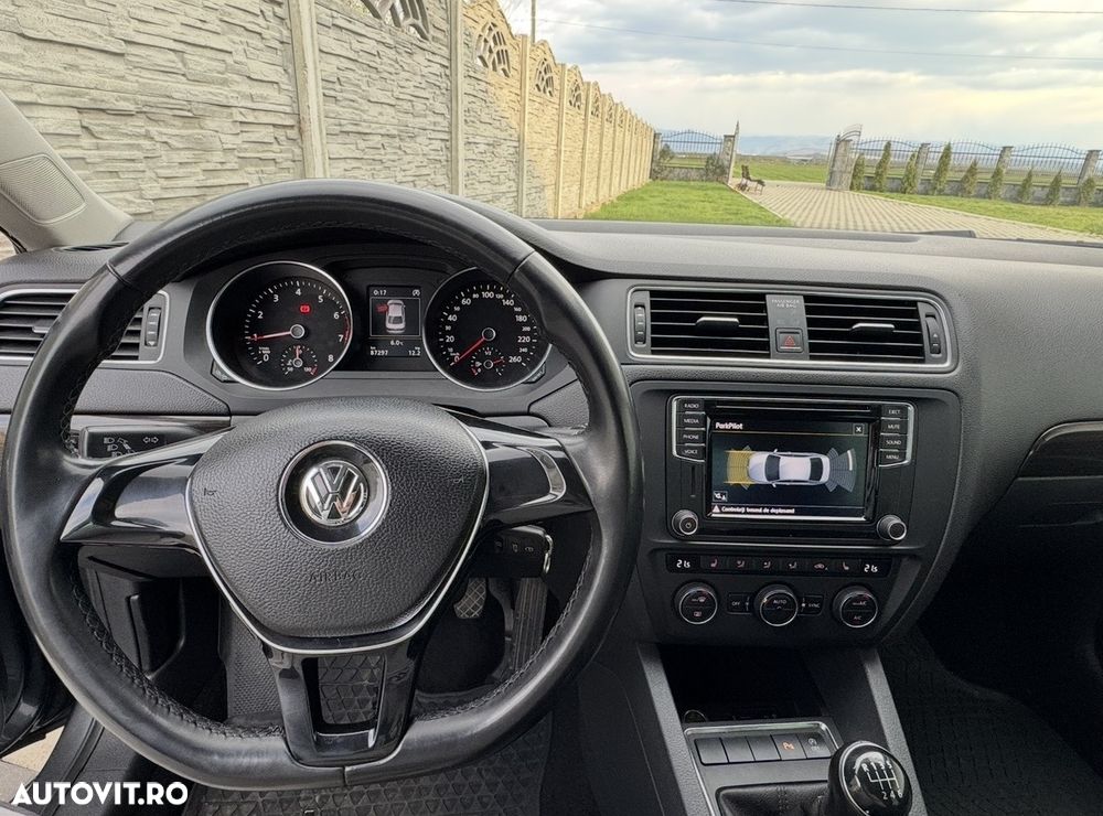 Volkswagen Jetta 1.2 TSI Comfortline - 5