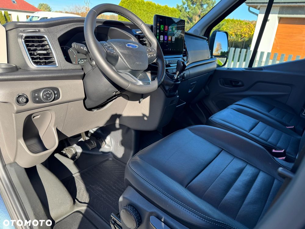Ford Transit - 12