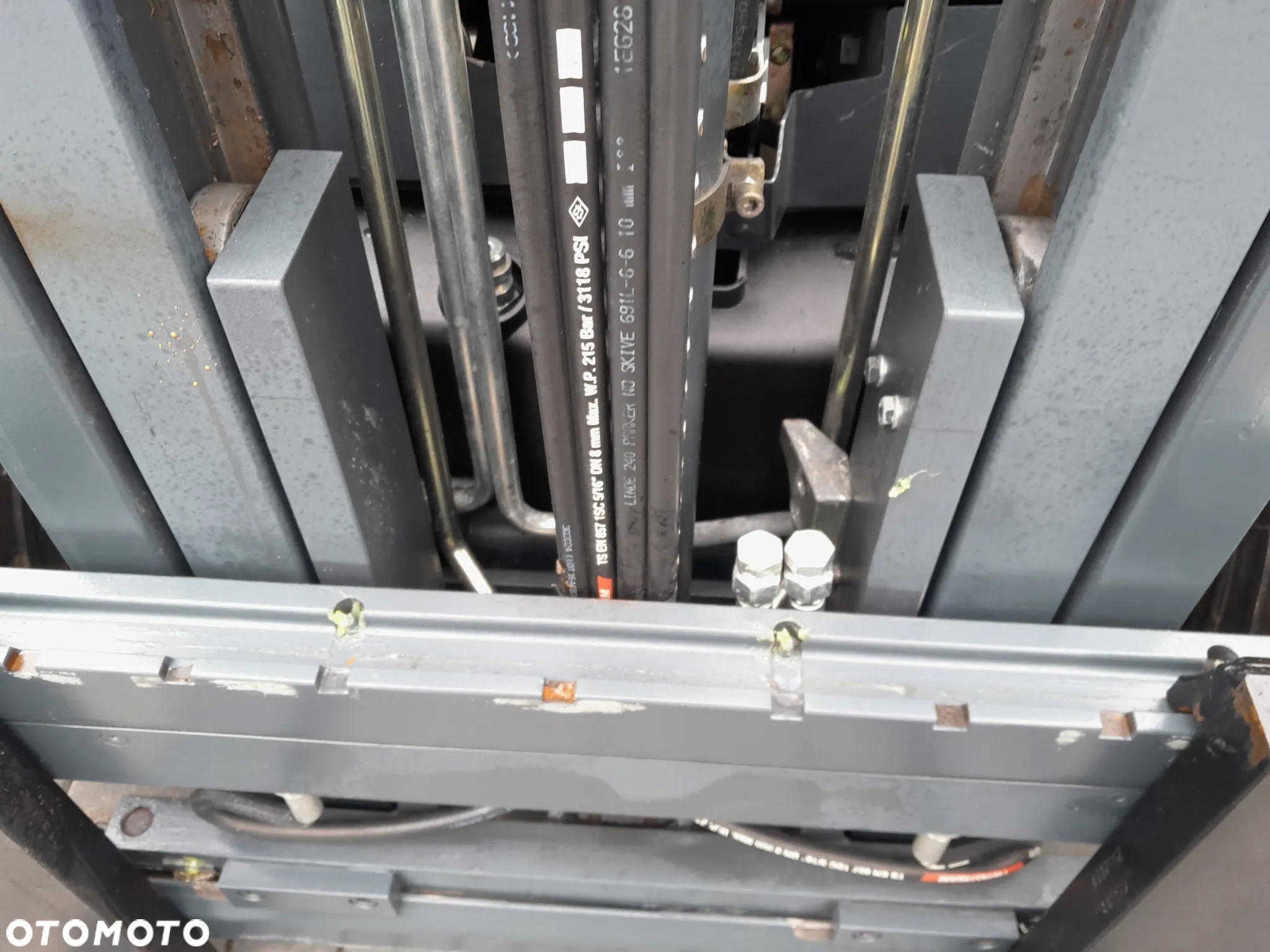 Linde H25T-02 - 11