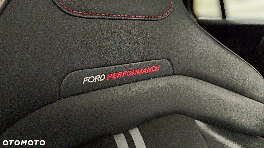 Ford Focus 2.3 EcoBoost ST X - 31