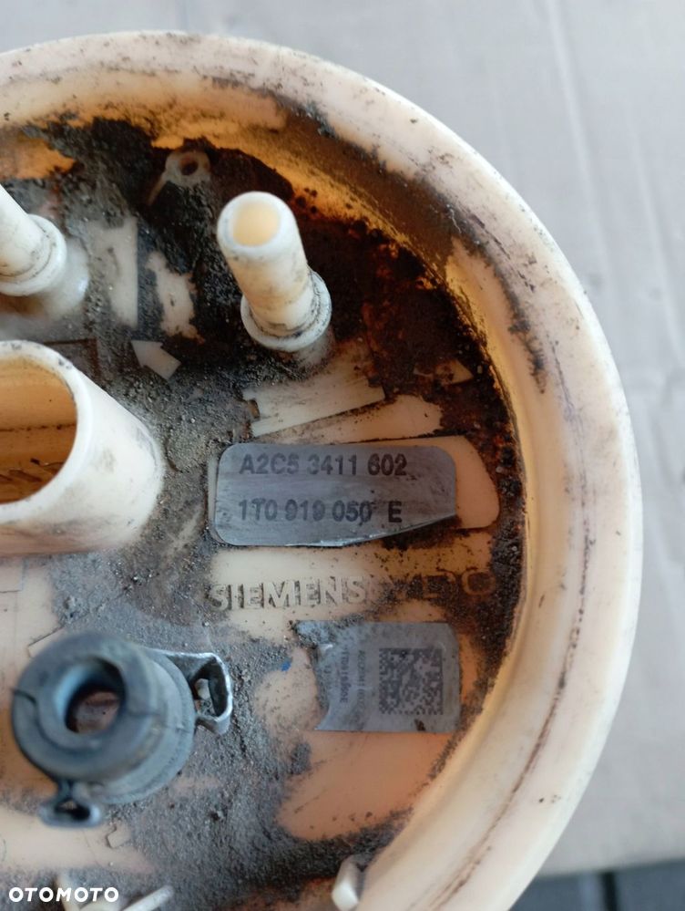 VW TOURAN II 2 POMPA PALIWA PŁYWAK 1T0919050E - 2