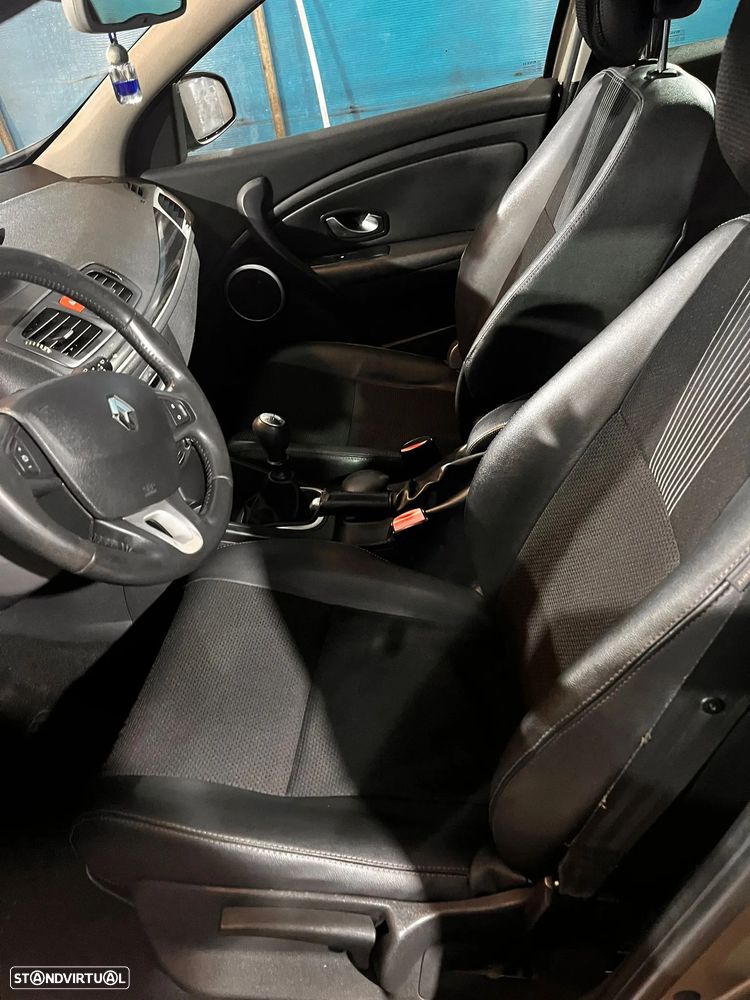 Renault Mégane Sport Tourer 1.5 dCi Dynamique - 11