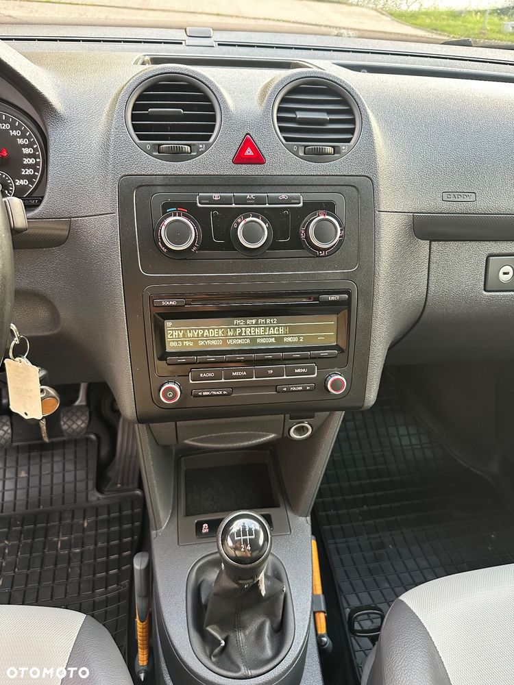Volkswagen Caddy - 17