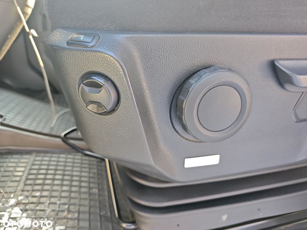 Volkswagen Crafter - 13