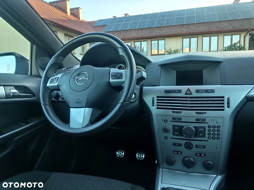 Opel Astra GTC 1.6 Turbo Sport - 8