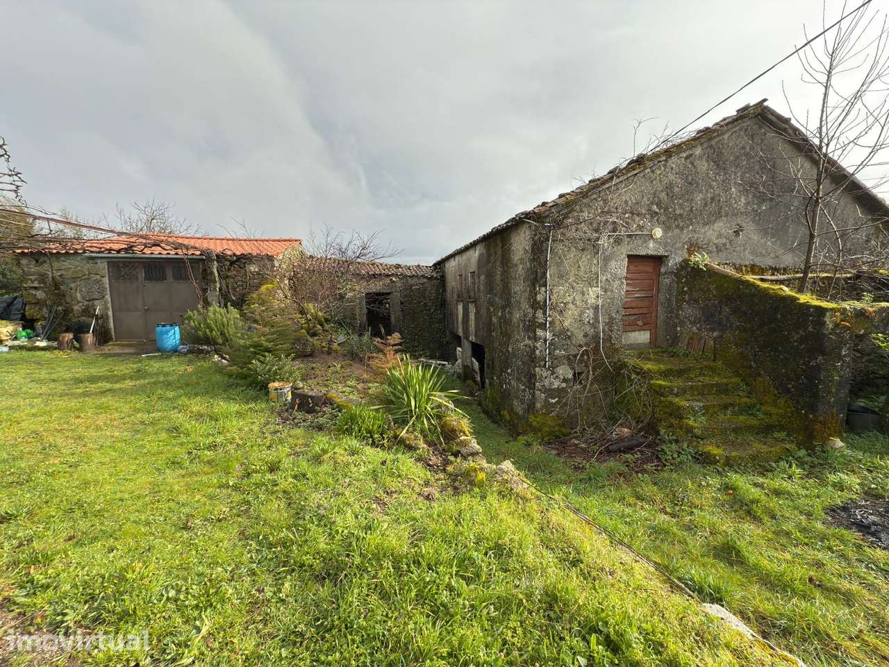 Moradia para Restaurar T2 Venda em Ribeira do Neiva,Vila Verde - Grande imagem: 3/17
